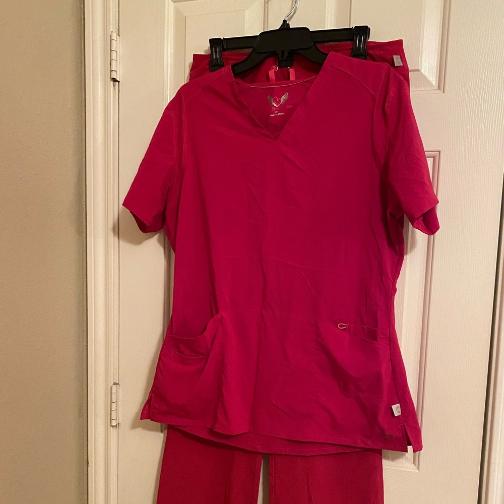 Scrub outfit -pink - large top and medium pants